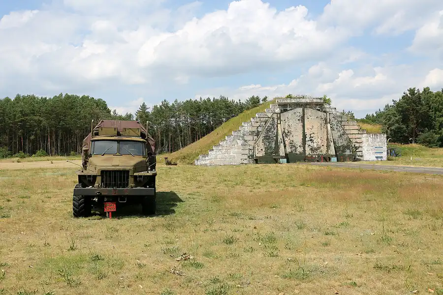 005 | 2021 | Neuhardenberg | Flugplatz EDON | © carsten riede fotografie