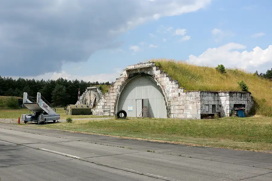 015 | 2021 | Neuhardenberg | Flugplatz EDON | © carsten riede fotografie