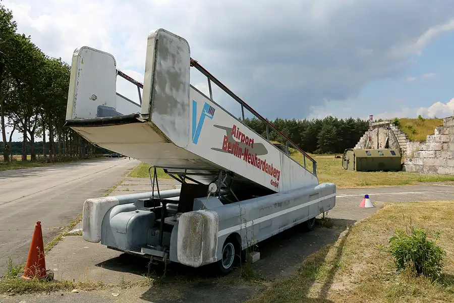 017 | 2021 | Neuhardenberg | Flugplatz EDON | © carsten riede fotografie