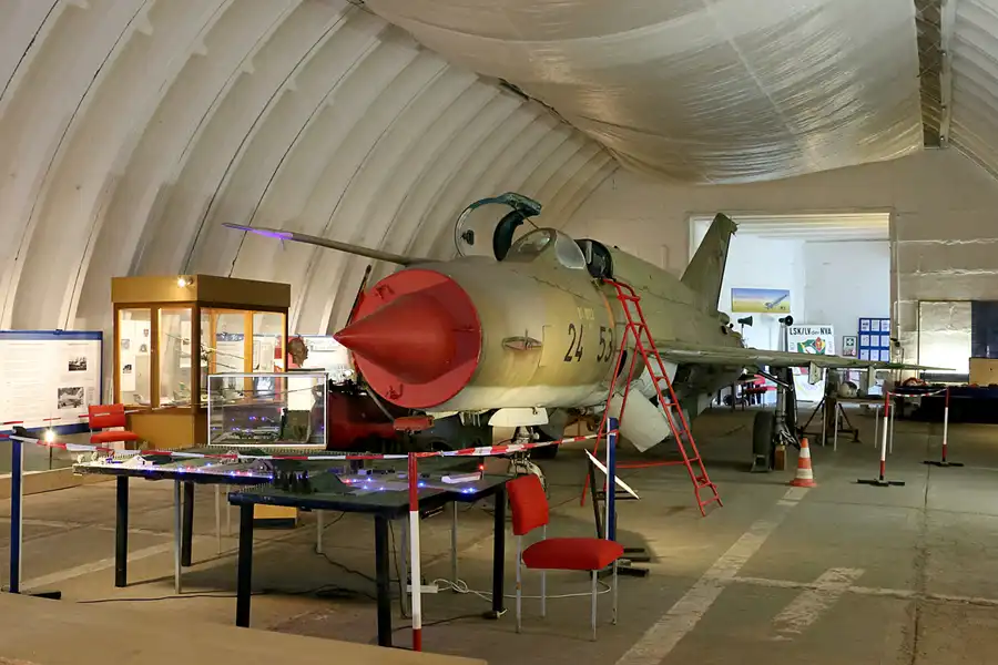 038 | 2021 | Neuhardenberg | Flugplatz EDON | © carsten riede fotografie