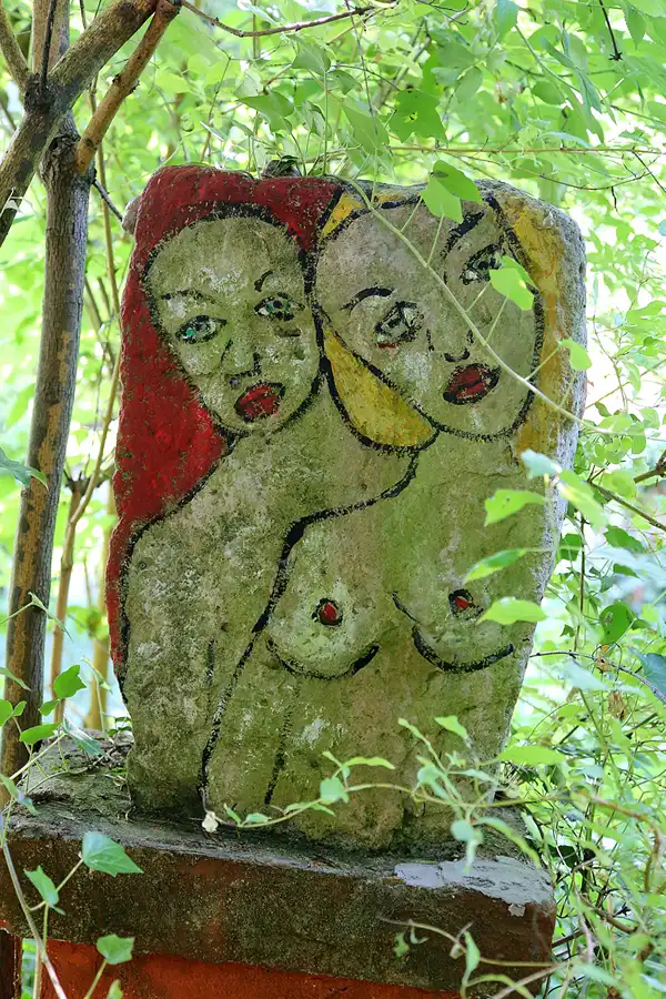 023 | 2021 | Milda – OT Plinz | Skulpturengarten | © carsten riede fotografie