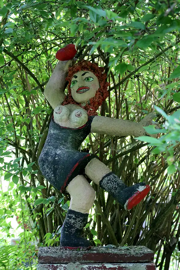 027 | 2021 | Milda – OT Plinz | Skulpturengarten | © carsten riede fotografie