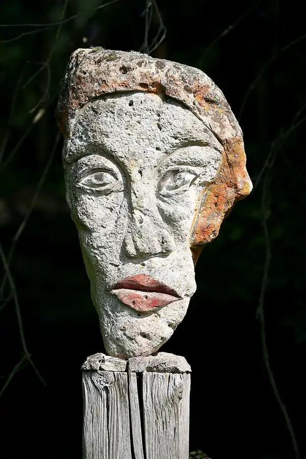 043 | 2021 | Milda – OT Plinz | Skulpturengarten | © carsten riede fotografie