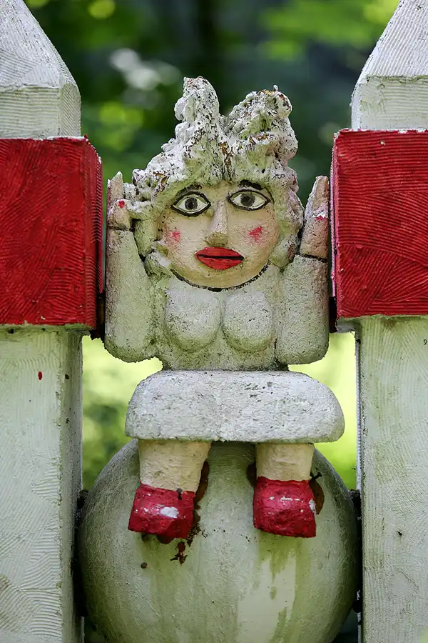 045 | 2021 | Milda – OT Plinz | Skulpturengarten | © carsten riede fotografie