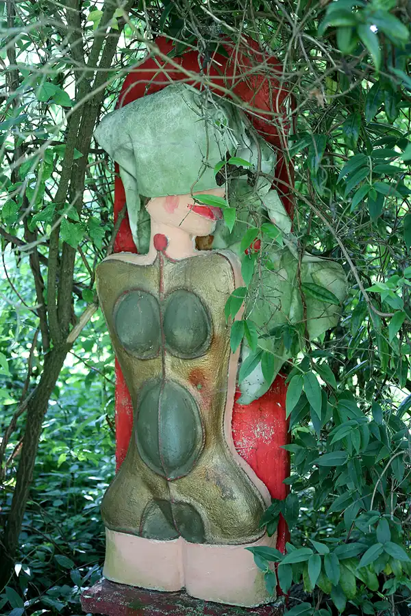 052 | 2021 | Milda – OT Plinz | Skulpturengarten | © carsten riede fotografie