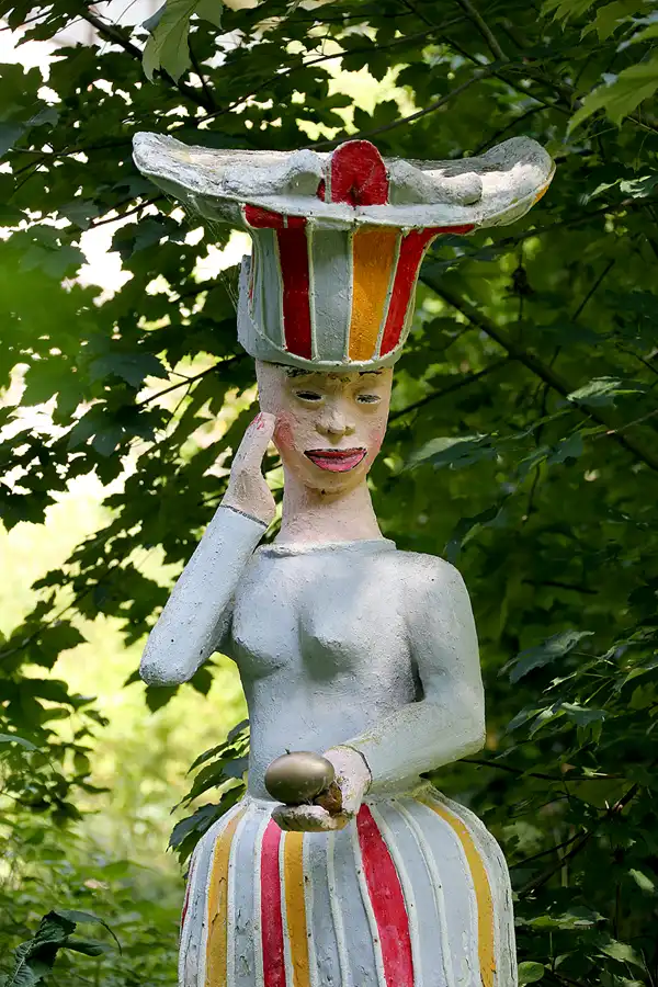 080 | 2021 | Milda – OT Plinz | Skulpturengarten | © carsten riede fotografie