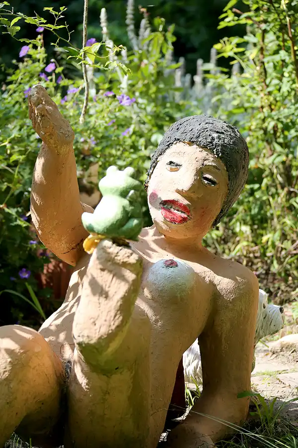 098 | 2021 | Milda – OT Plinz | Skulpturengarten | © carsten riede fotografie