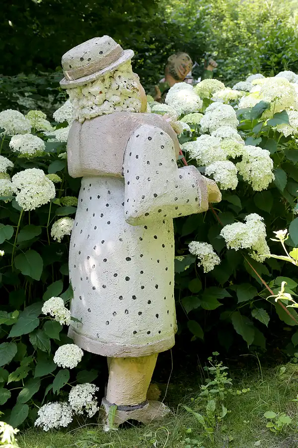 102 | 2021 | Milda – OT Plinz | Skulpturengarten | © carsten riede fotografie