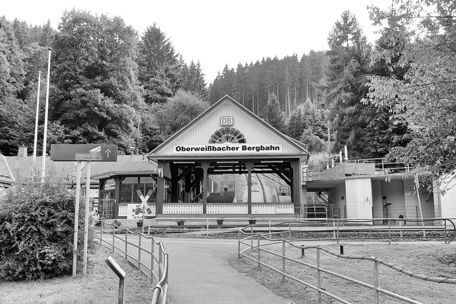 001 | 2021 | Obstfelderschmiede | Oberweissbacher Bergbahn | © carsten riede fotografie