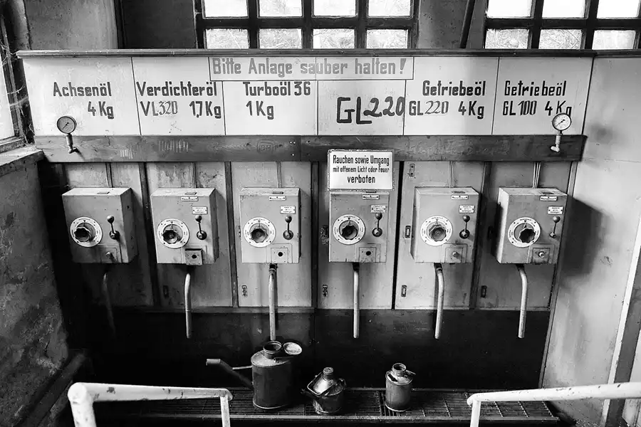 070 | 2021 | Arnstadt | Bahnbetriebswerk Arnstadt – Lokschuppen | © carsten riede fotografie