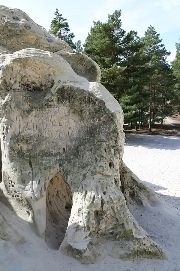 030 | 2021 | Blankenburg (Harz) | Grosse Sandhöhlen unterhalb der Burg und Festung Regenstein | © carsten riede fotografie