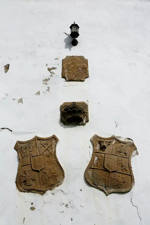 045 | 2021 | Piotrowice Swidnickie (Peterwitz) | Zamek w Piotrowicach Swidnickich (Schloss Peterwitz) | © carsten riede fotografie