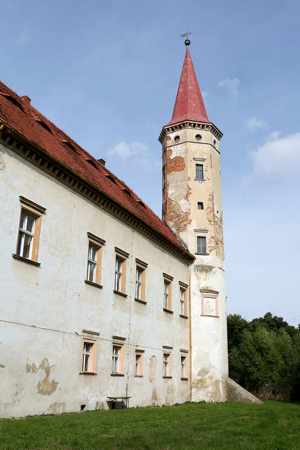 047 | 2021 | Piotrowice Swidnickie (Peterwitz) | Zamek w Piotrowicach Swidnickich (Schloss Peterwitz) | © carsten riede fotografie