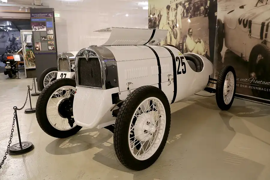 008 | 2021 | Chemnitz | Museum für Sächsische Fahrzeuge | © carsten riede fotografie