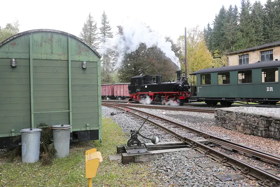 086 | 2021 | Schlössel | Bahnhof – Pressnitztalbahn | © carsten riede fotografie