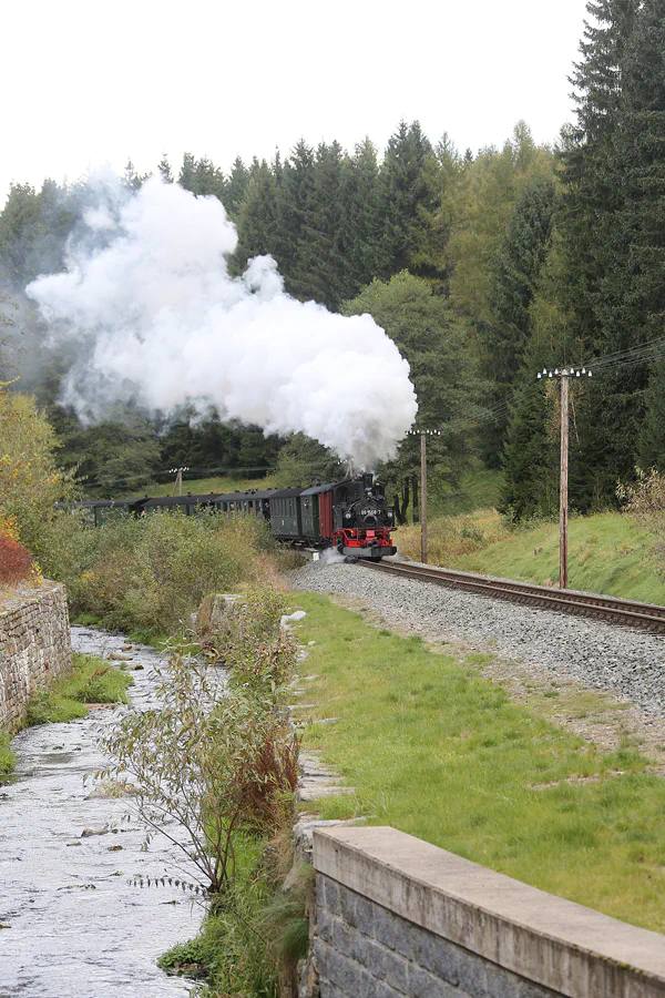 173 | 2021 | Jöhstadt | Haltepunkt Ausstellungs- und Fahrzeughalle – Pressnitztalbahn | © carsten riede fotografie