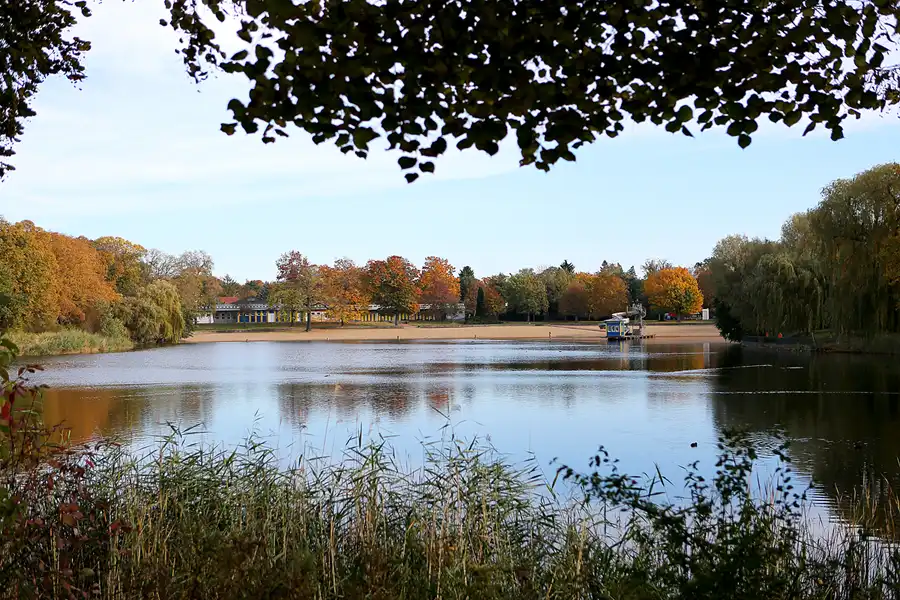 067 | 2021 | Berlin | Obersee-Orankesee-Park | © carsten riede fotografie
