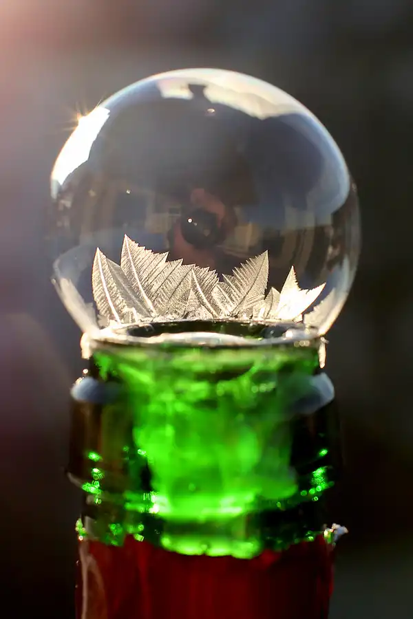 028 | 2021 | Berlin | Frozen Bubbles – Gefrorene Seifenblasen | © carsten riede fotografie