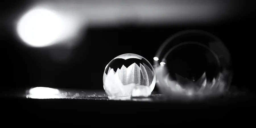 002 | 2021 | Berlin | Frozen Bubbles – Gefrorene Seifenblasen | © carsten riede fotografie