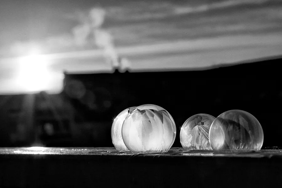 004 | 2021 | Berlin | Frozen Bubbles – Gefrorene Seifenblasen | © carsten riede fotografie