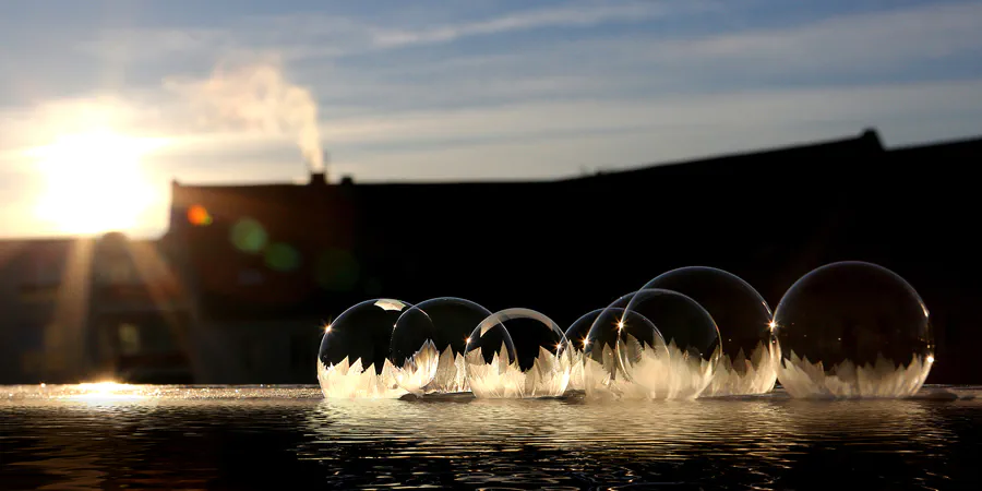 006 | 2021 | Berlin | Frozen Bubbles – Gefrorene Seifenblasen | © carsten riede fotografie