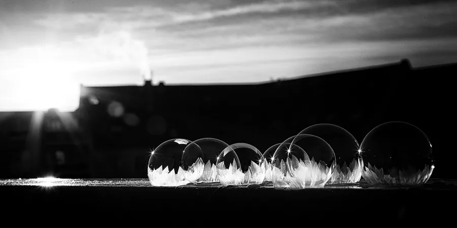 007 | 2021 | Berlin | Frozen Bubbles – Gefrorene Seifenblasen | © carsten riede fotografie
