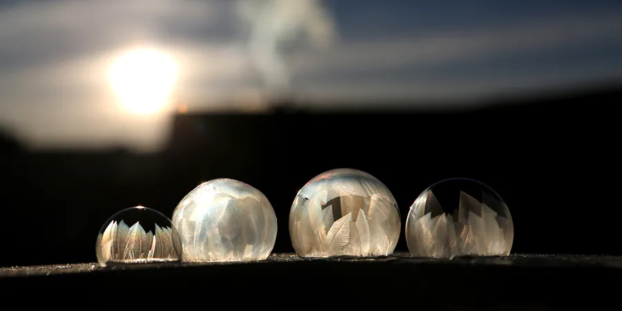 012 | 2021 | Berlin | Frozen Bubbles – Gefrorene Seifenblasen | © carsten riede fotografie
