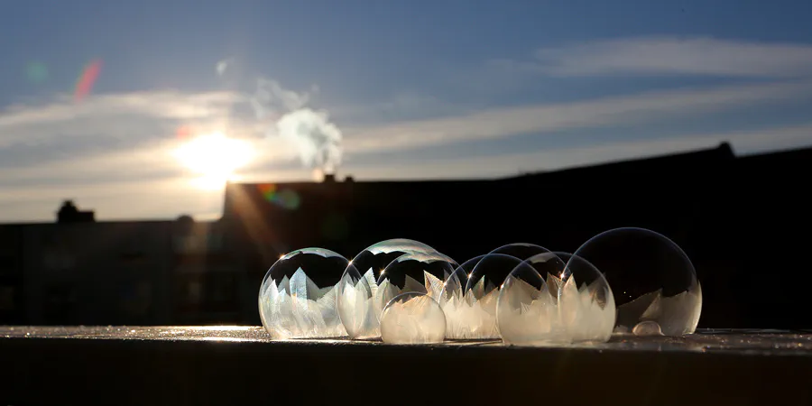 014 | 2021 | Berlin | Frozen Bubbles – Gefrorene Seifenblasen | © carsten riede fotografie