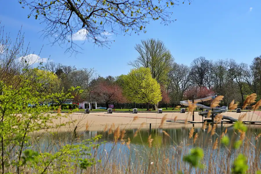 003 | 2022 | Berlin | Obersee-Orankesee-Park | © carsten riede fotografie
