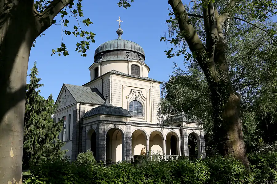 002 | 2022 | Berlin | Alter St.-Matthäus-Kirchhof | © carsten riede fotografie