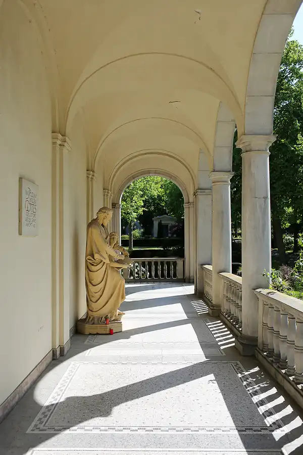 003 | 2022 | Berlin | Alter St.-Matthäus-Kirchhof | © carsten riede fotografie