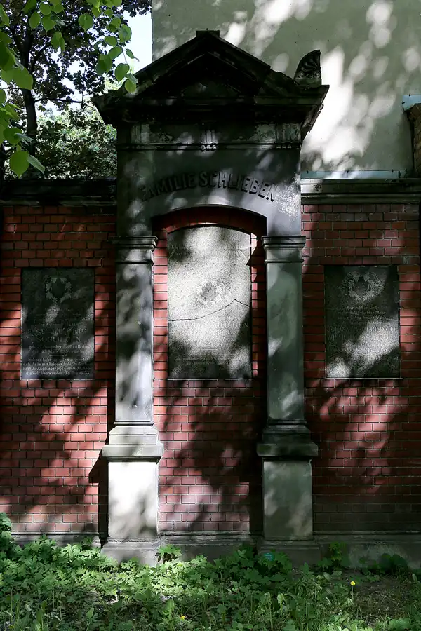 052 | 2022 | Berlin | Alter St.-Matthäus-Kirchhof | © carsten riede fotografie