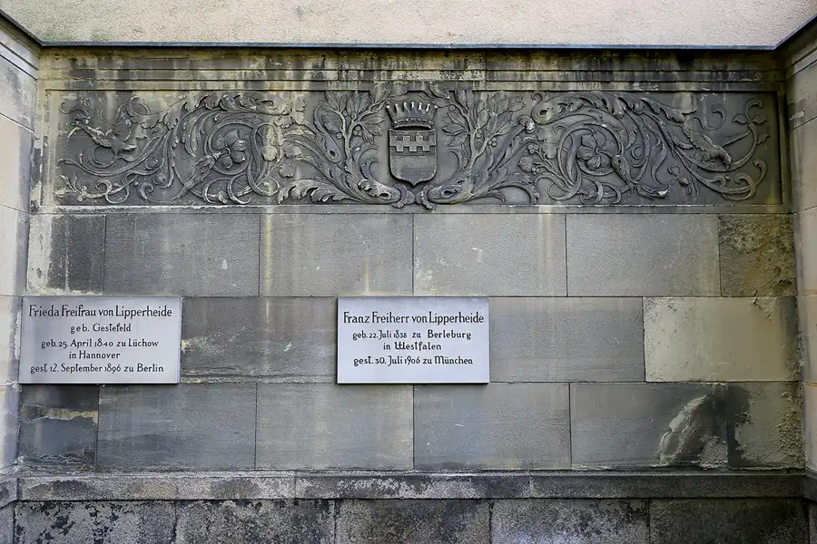 070 | 2022 | Berlin | Alter St.-Matthäus-Kirchhof | © carsten riede fotografie