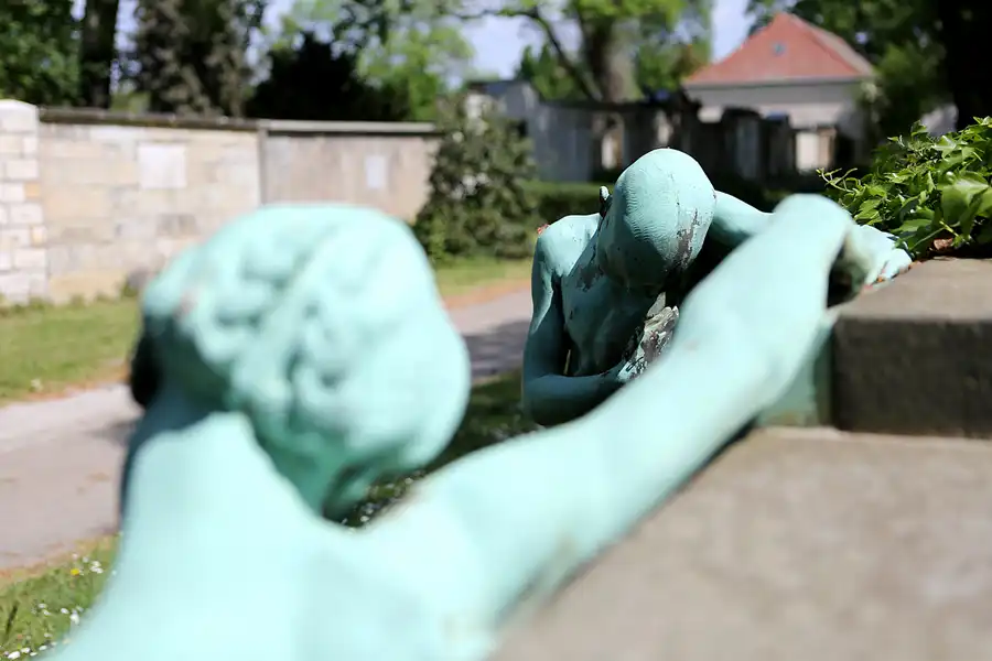 004 | 2022 | Dresden | Alter Annenfriedhof | © carsten riede fotografie
