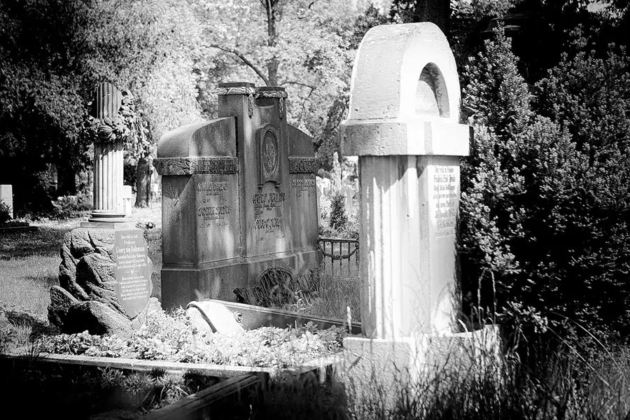 018 | 2022 | Dresden | Alter Annenfriedhof | © carsten riede fotografie