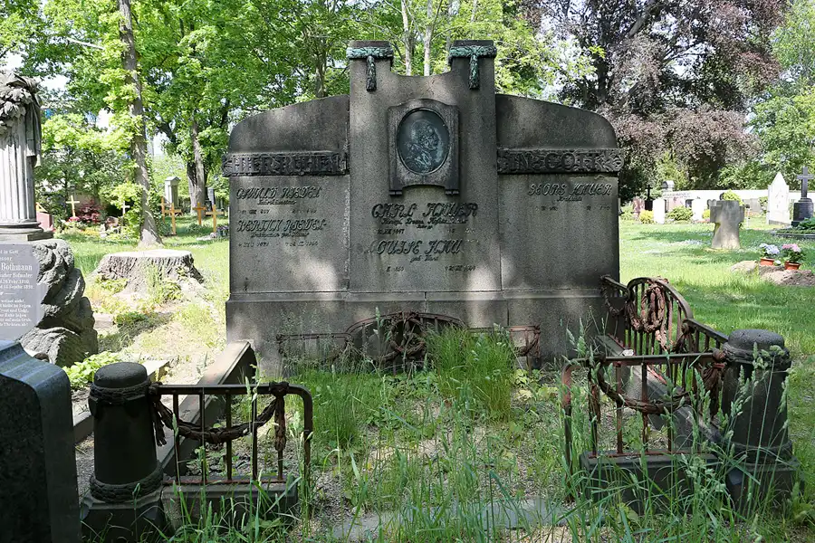 020 | 2022 | Dresden | Alter Annenfriedhof | © carsten riede fotografie