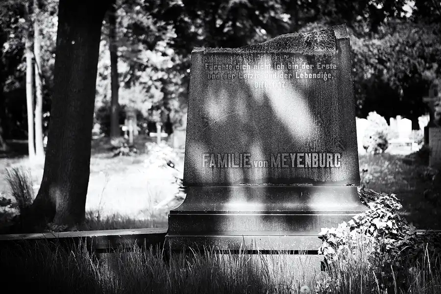 023 | 2022 | Dresden | Alter Annenfriedhof | © carsten riede fotografie