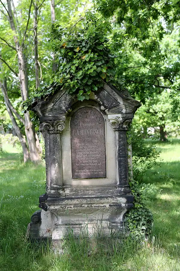 027 | 2022 | Dresden | Alter Annenfriedhof | © carsten riede fotografie