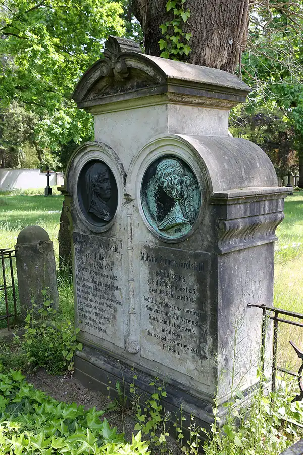030 | 2022 | Dresden | Alter Annenfriedhof | © carsten riede fotografie