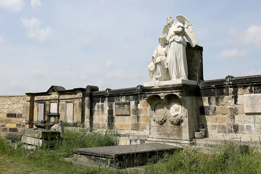 036 | 2022 | Dresden | Alter Annenfriedhof | © carsten riede fotografie