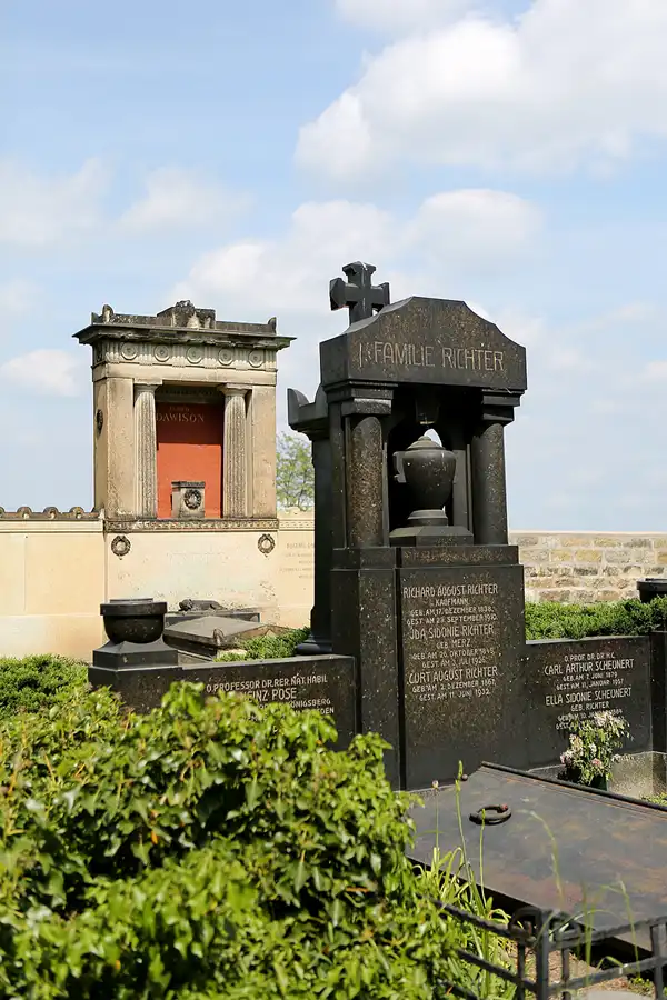 046 | 2022 | Dresden | Alter Annenfriedhof | © carsten riede fotografie