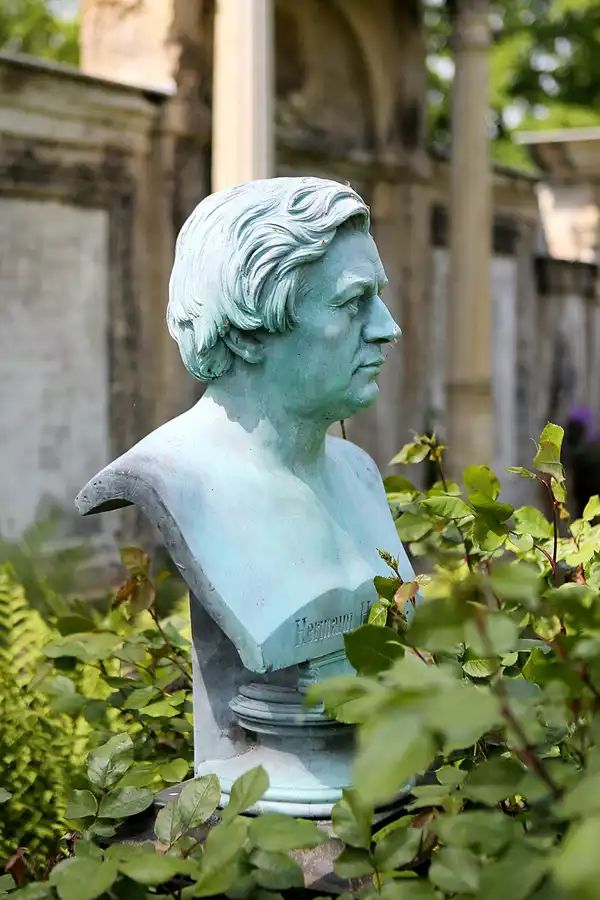 080 | 2022 | Dresden | Alter Annenfriedhof | © carsten riede fotografie