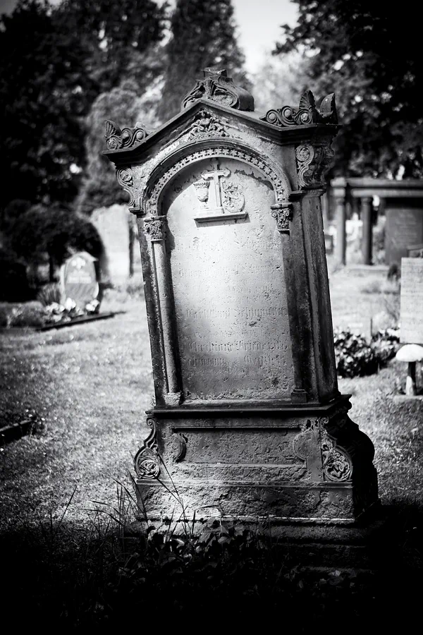 2022_07_072 | Dresden | Alter Annenfriedhof | © carsten riede fotografie