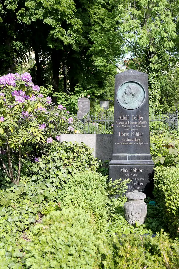 069 | 2022 | Berlin | Friedhof Schöneberg III Stubenrauchstrasse | © carsten riede fotografie