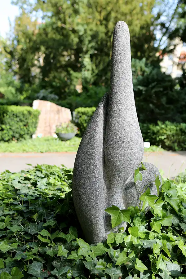 073 | 2022 | Berlin | Friedhof Schöneberg III Stubenrauchstrasse | © carsten riede fotografie