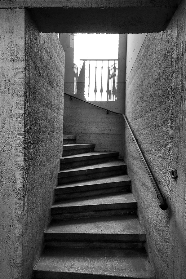 018 | 2022 | Berlin | Friedhof Schöneberg III Stubenrauchstrasse – Columbarium | © carsten riede fotografie