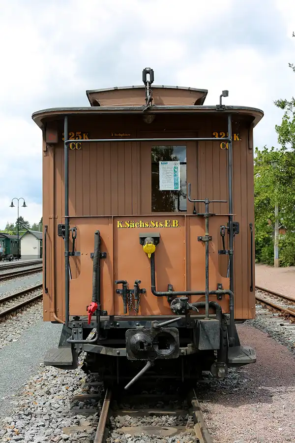 017 | 2022 | Radebeul Ost | Bahnhof – Lössnitzgrundbahn | © carsten riede fotografie