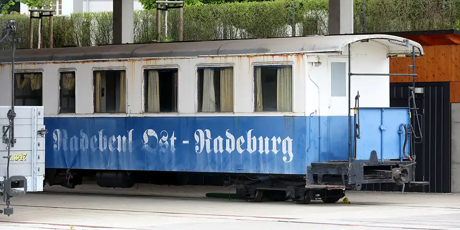 022 | 2022 | Radebeul Ost | Bahnhof – Lössnitzgrundbahn | © carsten riede fotografie