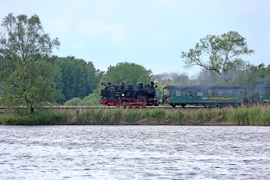 049 | 2022 | Friedewald Bad | Dippelsdorfer Teich – Lössnitzgrundbahn | © carsten riede fotografie