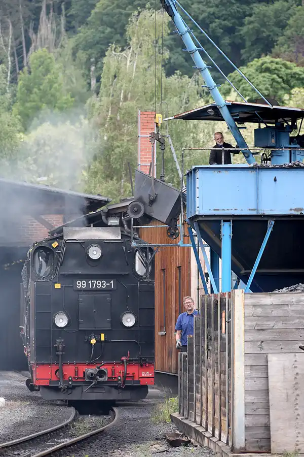 014 | 2022 | Freital-Hainsberg | Bahnhof – Weisseritztalbahn | © carsten riede fotografie